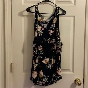 Maurices Floral 24/7 top Size 4